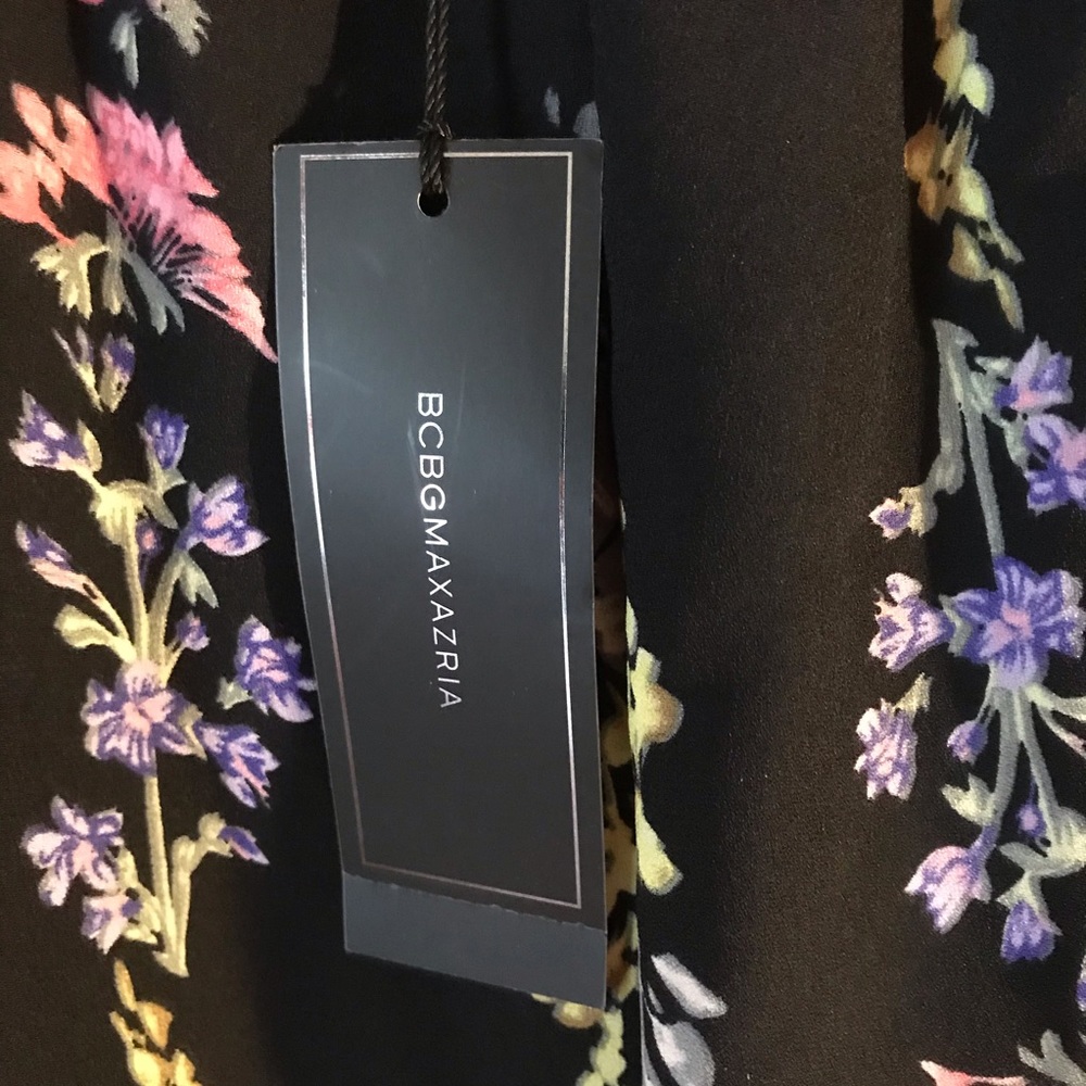 BCBGMAXAzria Floral Romper, NWT, Size XS - Picture 5 of 16